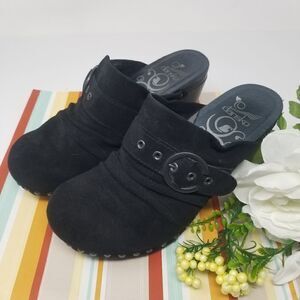 BEAUTIFUL Dansko Suede Black Clogs. Size 37.
